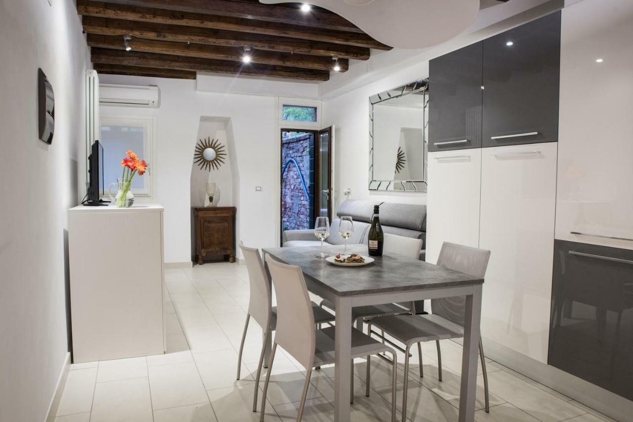 Venetian Mood Private Apartment Exterior foto